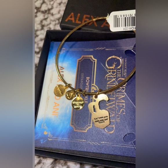 NWT BOWTRUCKLE PICKETT GOLD ALEX AND ANI BANGLE - Picture 2 of 6